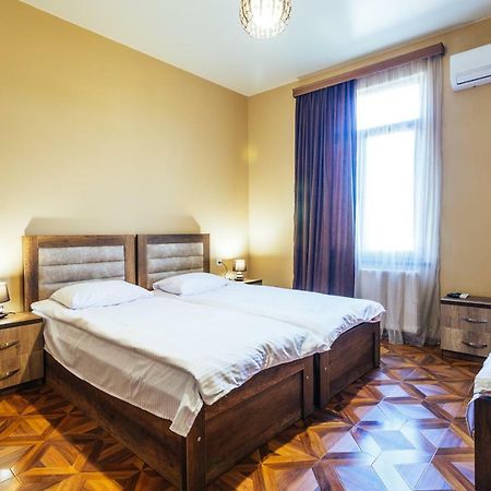 Memory House Hotel Кутаиси Екстериор снимка