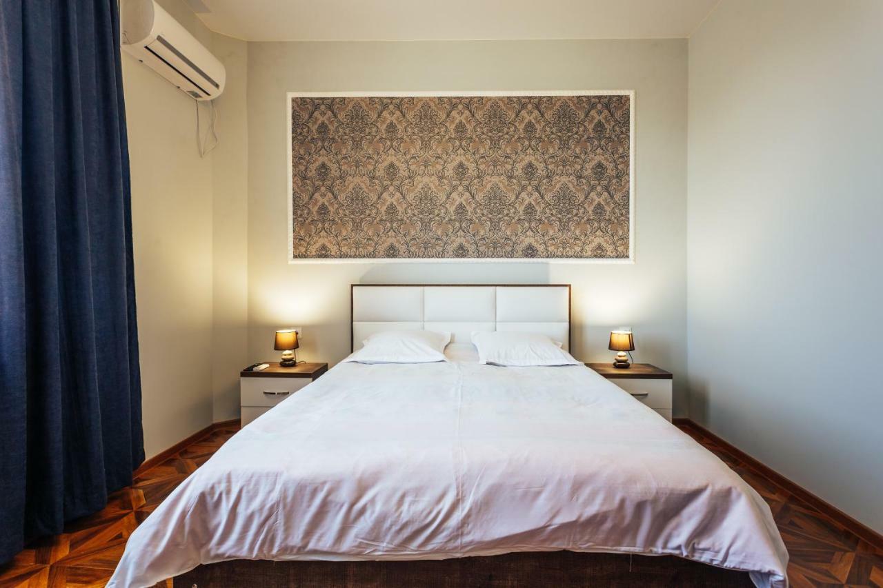 Memory House Hotel Кутаиси Екстериор снимка