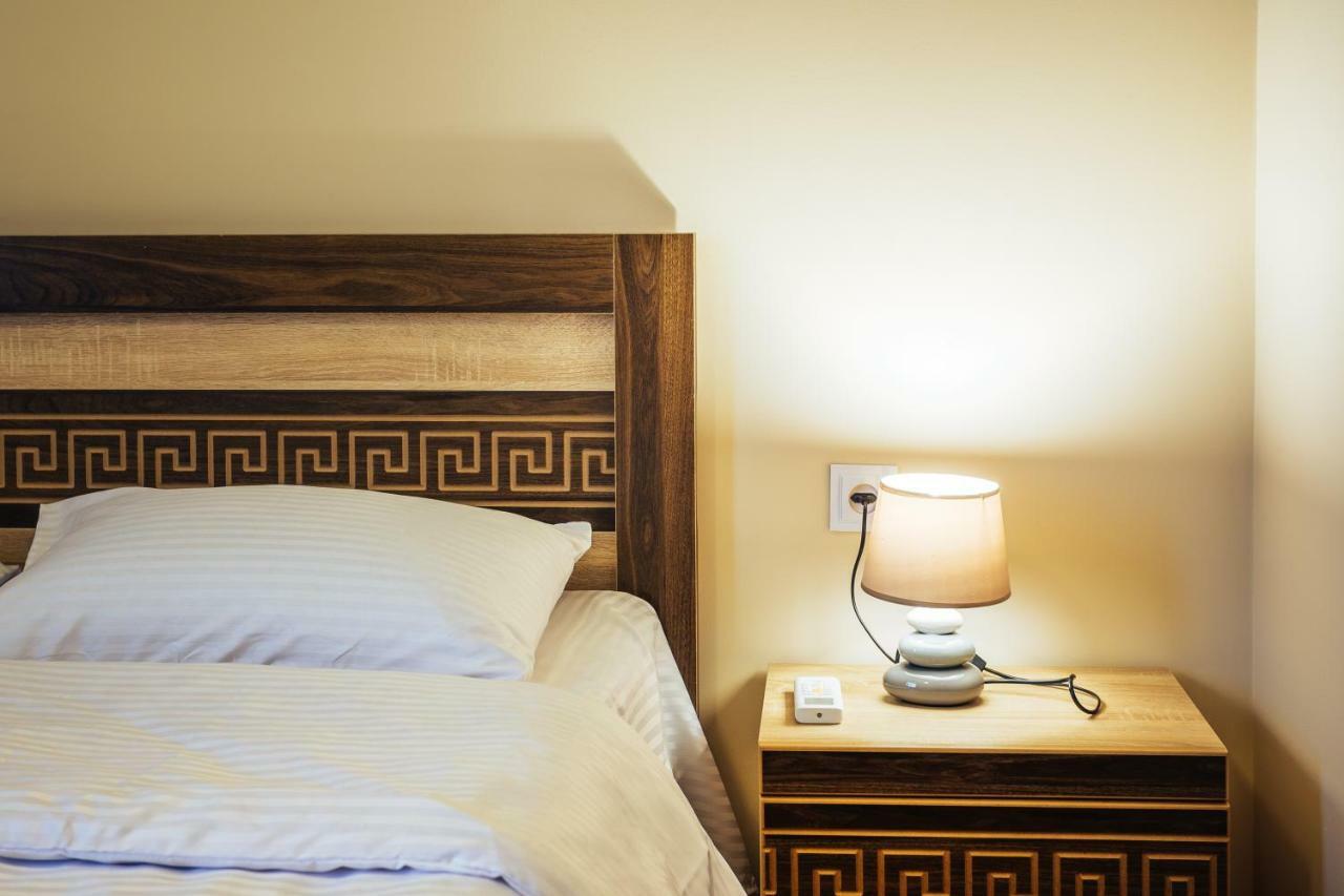 Memory House Hotel Кутаиси Екстериор снимка