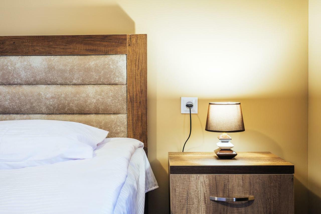 Memory House Hotel Кутаиси Екстериор снимка
